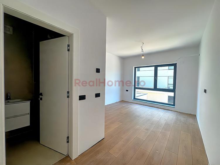 Apartament cu 4 camere decomandat în Theodor Pallady