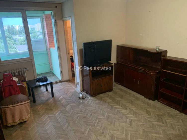 Garsonieră semidecomandată în Titan Garsonieră semidecomandată în Titan