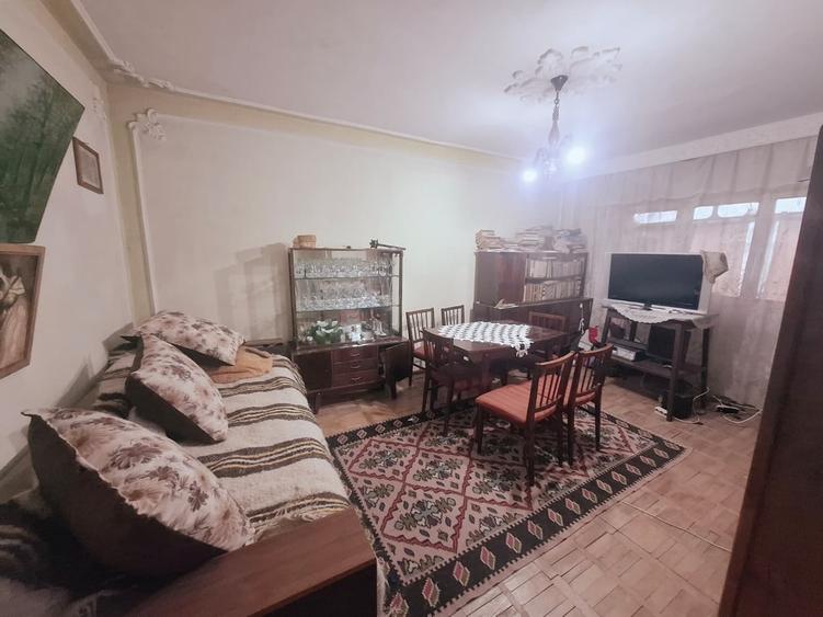 De vanzare  Apartamente 2 camere Orasul Targu Frumos central - 7