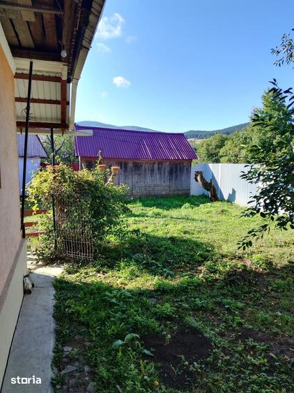 Casă cu 2 camere cu Teren 1300 Mp în Crăcăoani