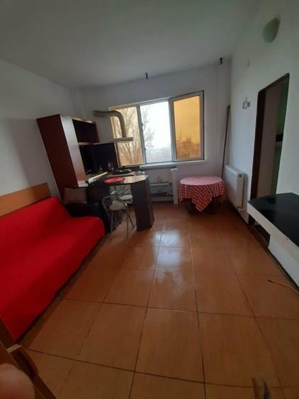 Garsoniera semidecomandata in Constanta zona Far - 2