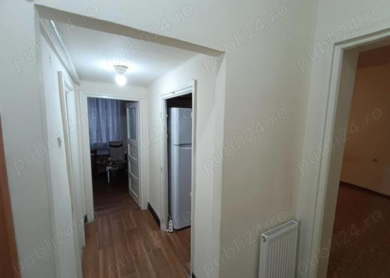 Garsoniera decomandat - zona Brasovul Vechi - 7