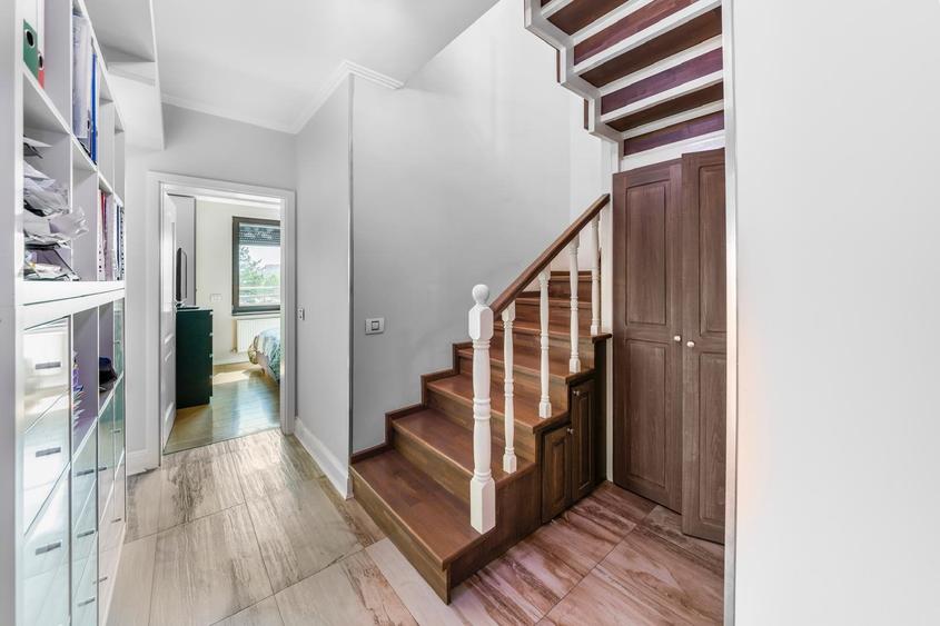 Va  ofer spre vânzare   Duplex de vis cu 5 camere Damaroaia - 13