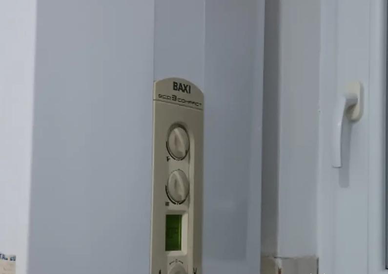 Vand apartament 2 camere etajul 2 ,complect mobilat - 2