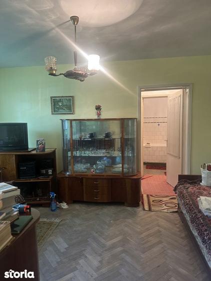 Campina - ap. 2 cam - parter - 48 mp - 55000 Euro/Neg. - 1