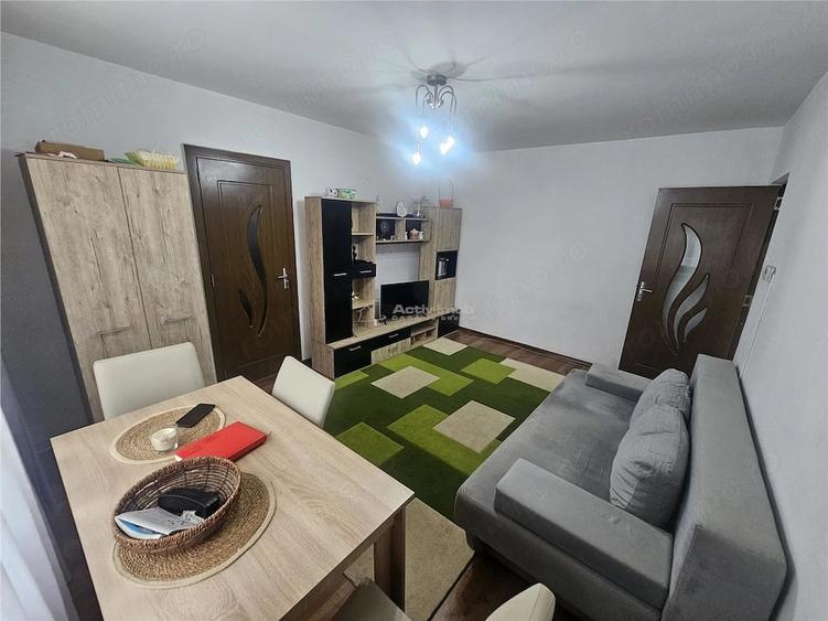 Apartament cu 2 camere nedecomandat în Micro I
