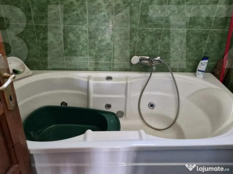 Casa de Familie | 175 mp + Curte 3166 mp | Tatara?ti, B - 4