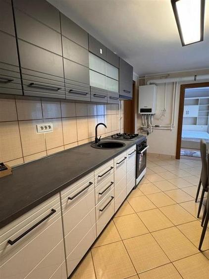 Casa Cocheta, 3 Camere, Curte Proprie, Timpuri Noi-Mihai Bravu, 7 min Metrou - 10