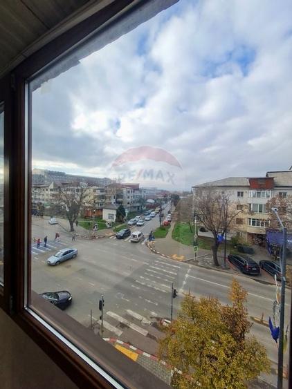 Apartament cu 4 camere de inchiriat  langa spitalul judetean - 4