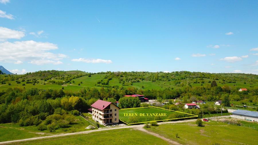 Teren superb in Bran cu parau in spatele lui - 6