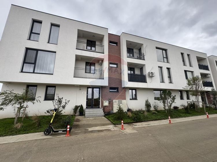 Apartament cu 2 camere de vanzare Tunari - 2