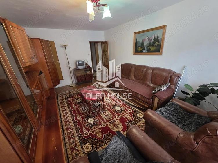 Apartament 3 camere cf.1 decomandat , zona Moroasa! - 10