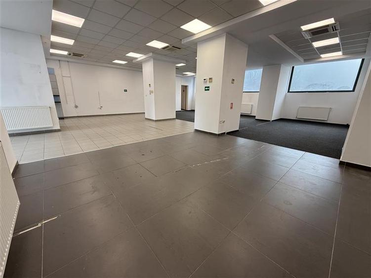 Ultracentral - bloc Luxor - 150mp utili - 8