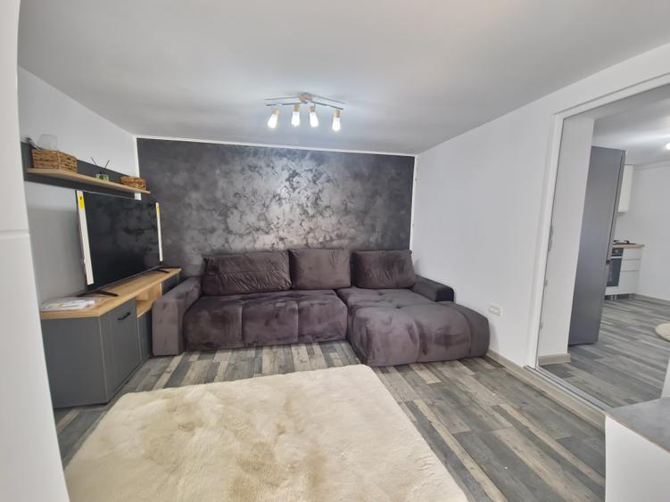 Casa individuala 3 camere foisor acoperit curte  km 4 - 4