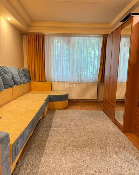 Apartament 3 camere 7 minute de metrou Aparatorii Patriei Apartament 3 camere 7 minute de metrou Aparatorii Patriei