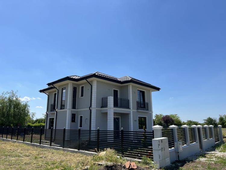 De vanzare vila individuala zona linistita langa padure Corbeanca - 4