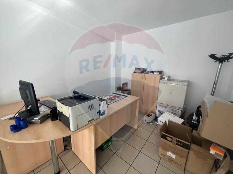 Spatiu comercial de 443mp de inchiriat in zona Exterior Est - 11