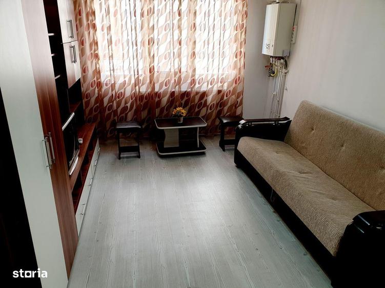 Vanzare o camera de 25mp cu centrala termica ?i mobilier inclus - 3