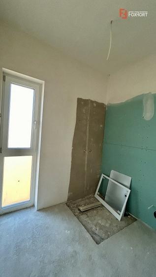 Duplex 4 camere despartit prin camera tehnica + pompa de caldura - Giarmata Vii - 17