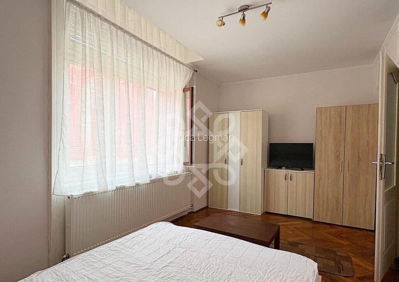 Studio de inchiriat in Piata Unirii din Oradea Studio de inchiriat in Piata Unirii din Oradea