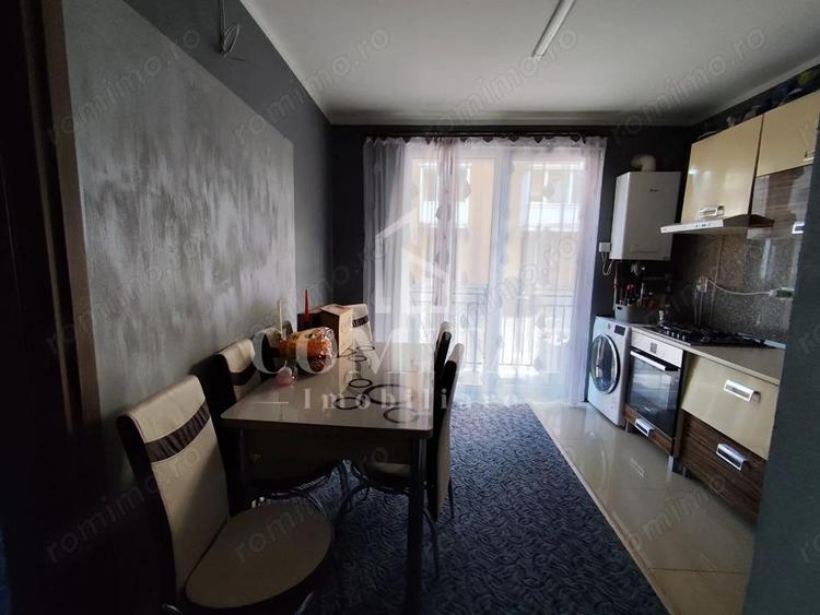 Apartament cu 2 camere decomandate | Zona Penny - Eroilor - 9