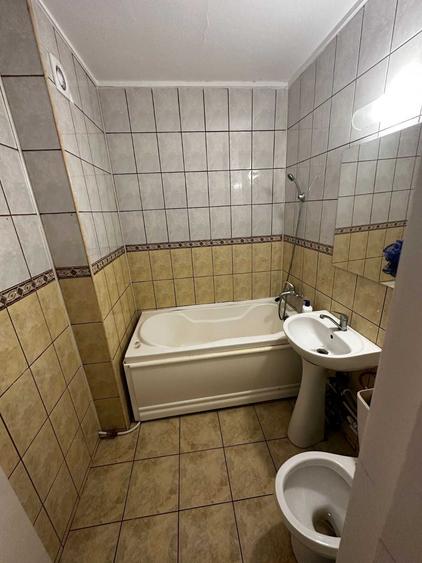 Apartament cu 2 camere decomandat, etaj 4/4, zona Tatarasi - 4