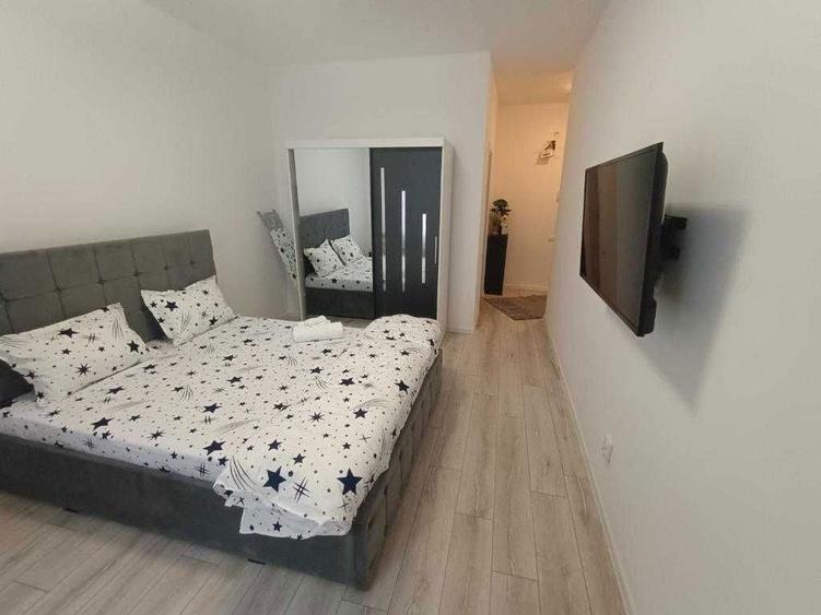 Garsoniera de inchiriat Militari Residence - 1