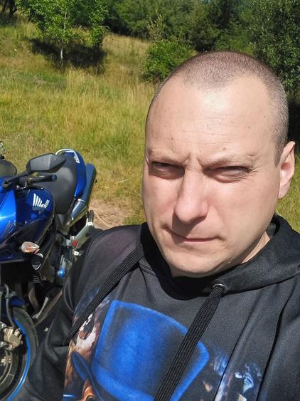 Inchiriez casa gratuit pt o fata serioasa - 1