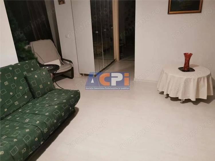 De vanzare apartament doua camere Metrou Romana - 1