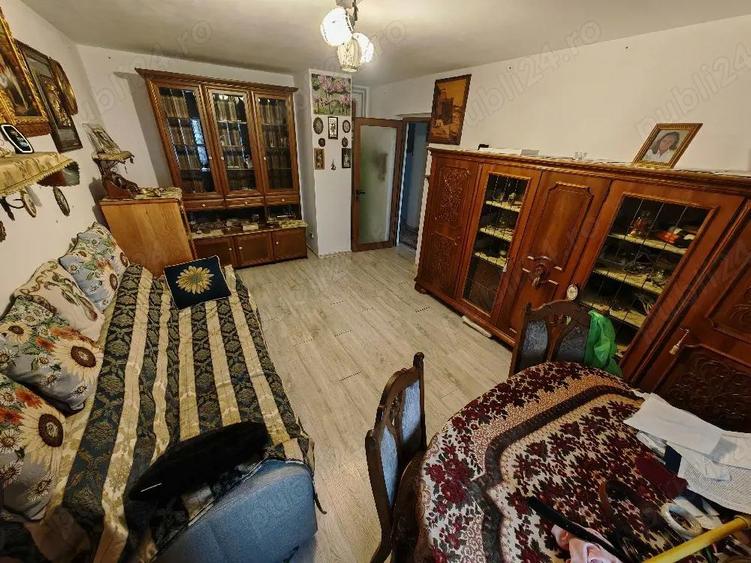 Pers fizica Apartament 4 camere Decomandat, liber - 4