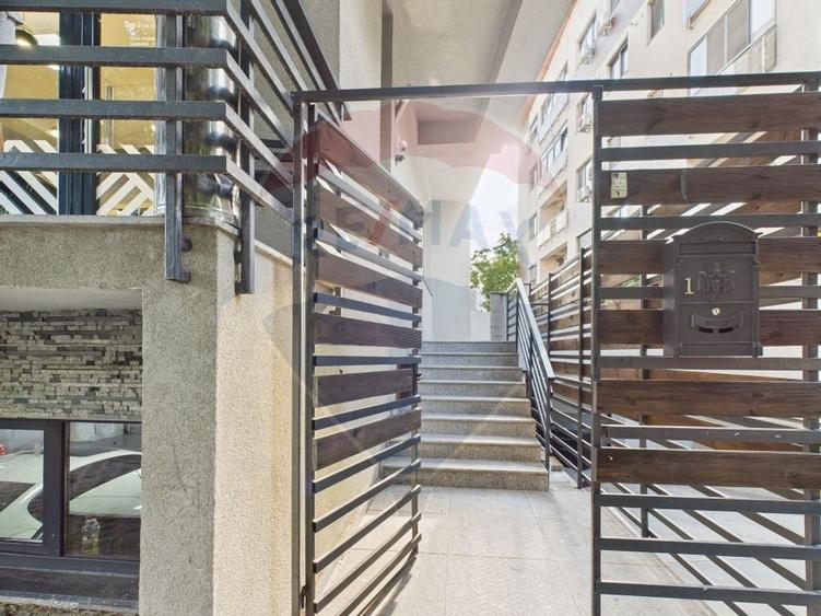 Apartament deosebit cu 3 camere | Curte 63 mp | Damaroaia - 15