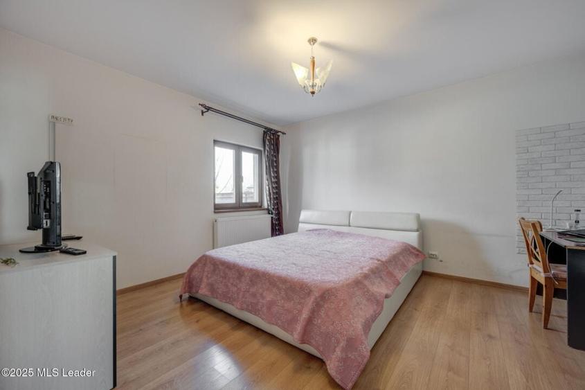 Vila Impresionanta in Tunari - Spatiu, Confort si Eleganta! - 12