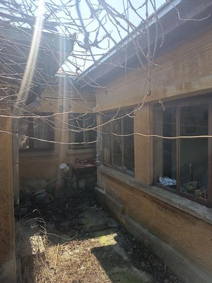 Vand casa sector 5 - 1