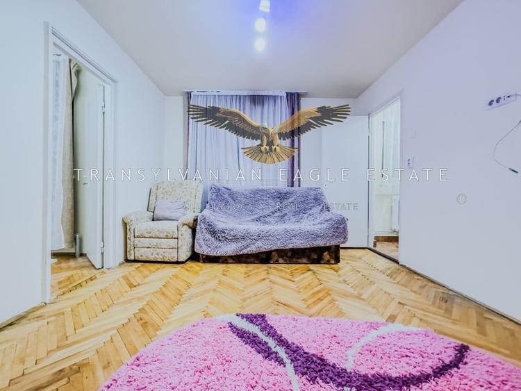 Apartament cu 2 camere|40 m2|semidecomandat| situat pe Str. Alverna - 3