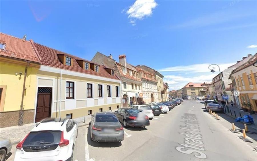 Aparthotel elegant, potential ridicat, ultracentral, Brasov - 2
