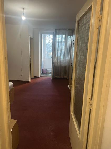 Inchiriez garsoniera pe termen lung! Detalii la telefon!! - 3