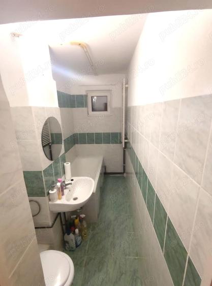 Apartament etaj 2 - Carei , dou camere - 35.990 , lang castel si centrul ora?ului. - 10