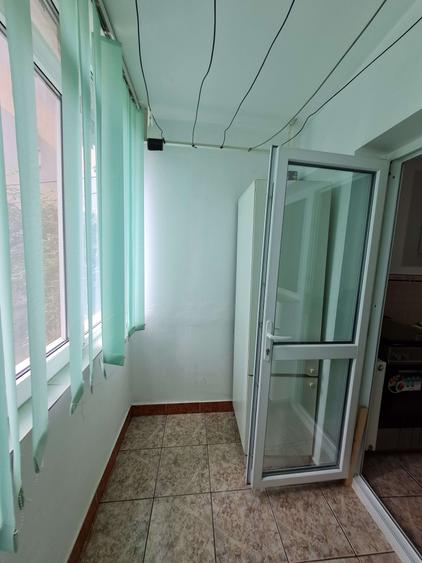 Se închiriază apartament cu 1 cameră, model clasic decomandat, 35 mp - 9