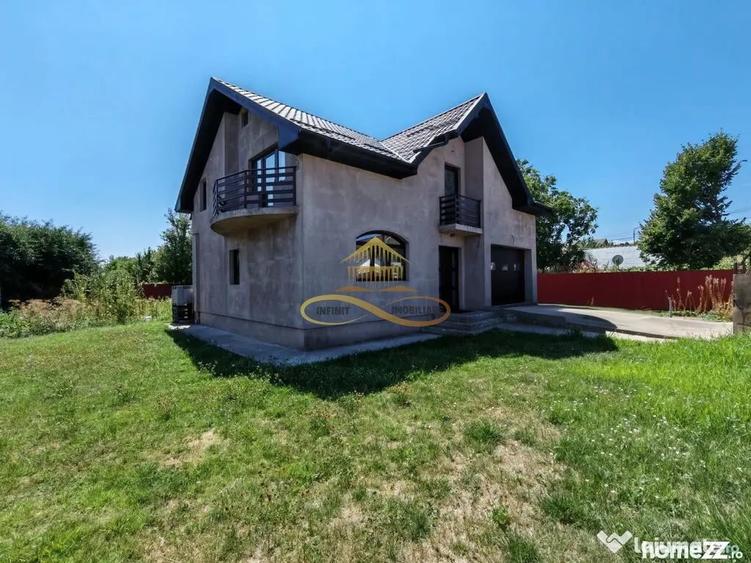 Casă cu 4 camere cu Teren 1009 Mp în Răcăciuni