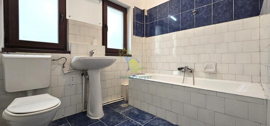 Apartament cu 4 camere semidecomandat în Foișorul de Foc