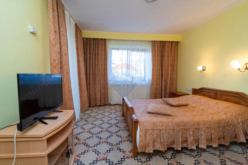 Casă cu 14 camere cu Teren 841 Mp în Cioplea