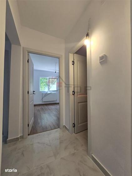 Apartament cu 4 camere decomandat în Dacia