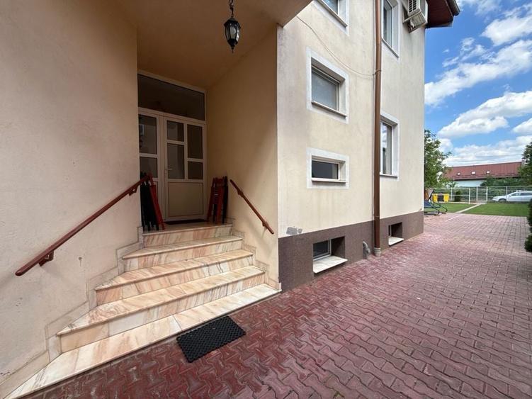 Casă cu 4 camere cu Teren 500 Mp în Voluntari