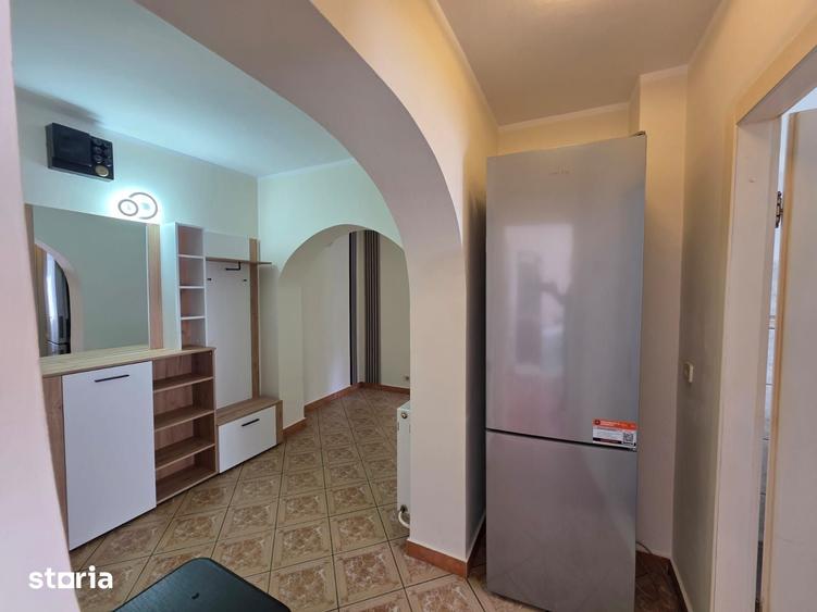 Apartament cu 3 camere decomandat în Ultracentral