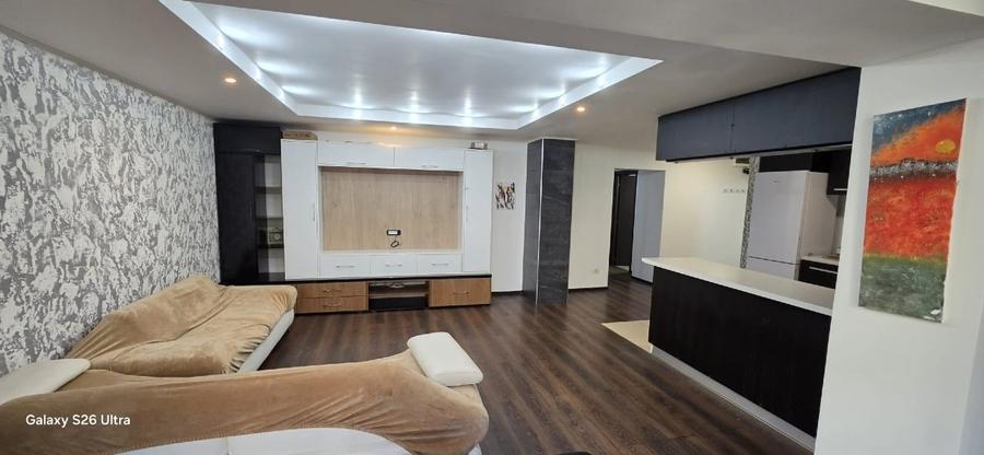 Apartament cu 3 camere decomandat, mobilat în Dorobanților