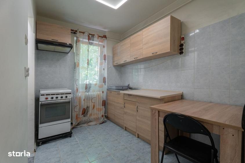 Apartament cu 2 camere nedecomandat în Podu Roș