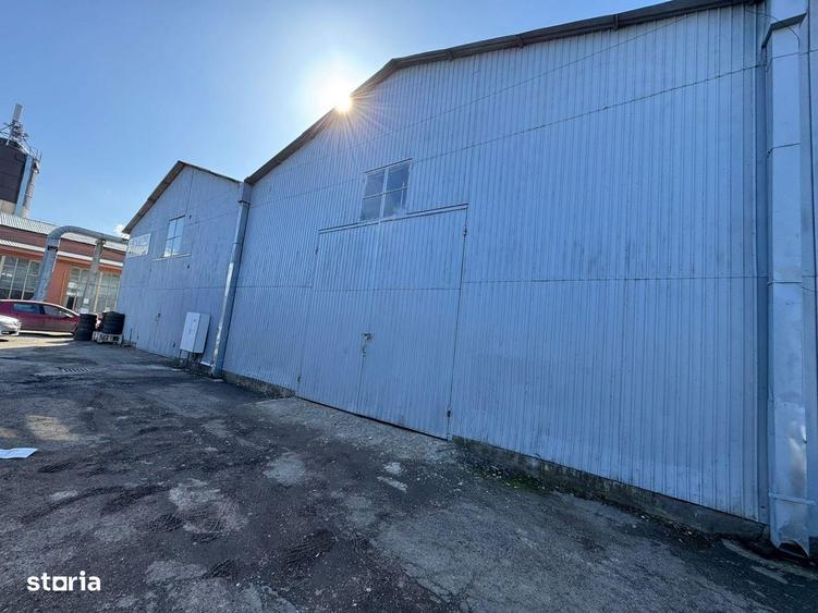 Spațiu comercial, de 360 mp, în Nicolina