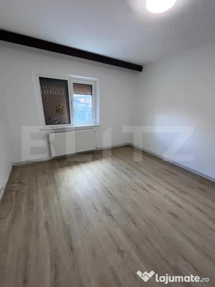 Apartament cu 2 camere decomandat, mobilat în Rovine