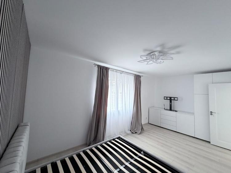 Casă cu 3 camere cu Teren 500 Mp în Sânpetru
