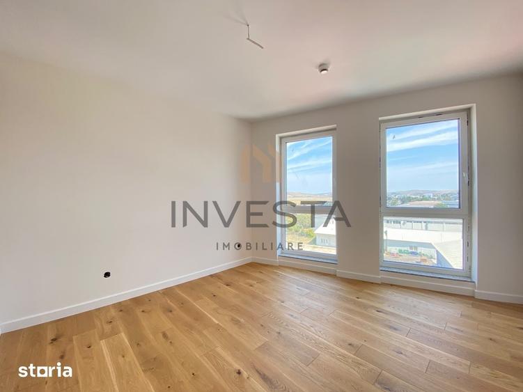 Apartament cu 3 camere semidecomandat în Someșeni